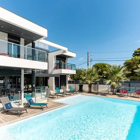 Villa Les Vagues Pool Hot Tub & 500 M Away Le Grau-dʼAgde